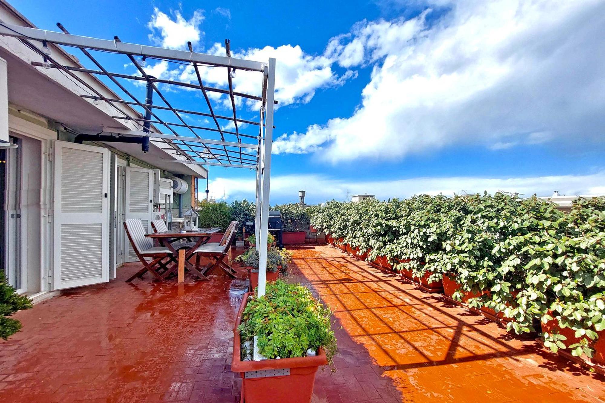 The Attic Apartment Civitavecchia Exterior photo